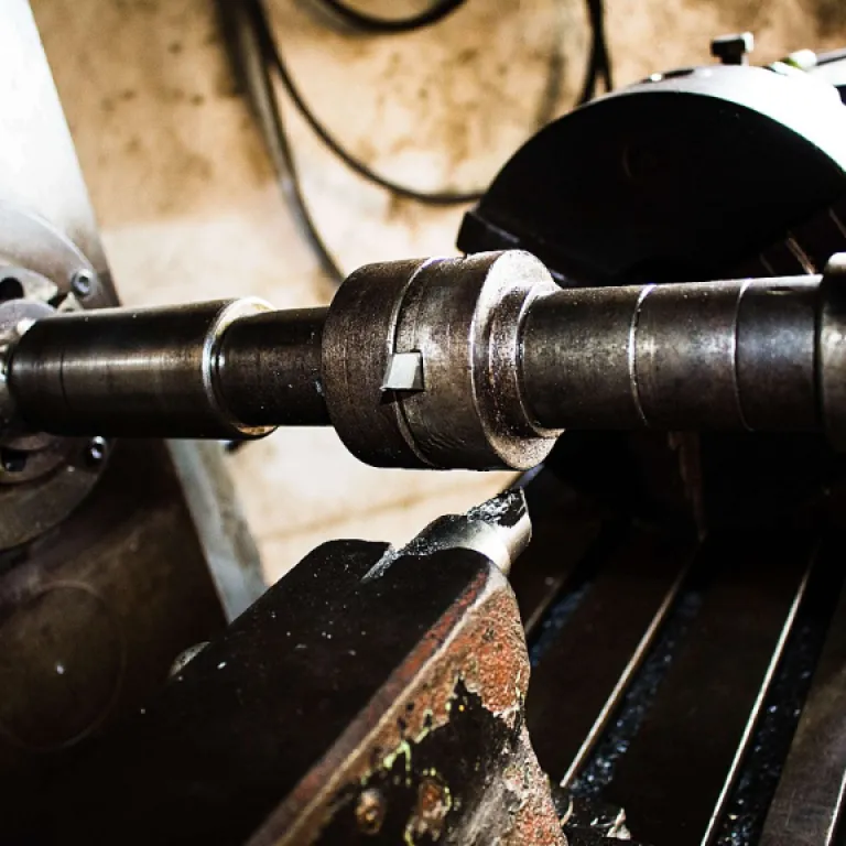 Comment réussir l’impression a3 plié en 4 pour vos supports professionnels